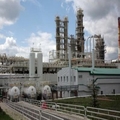 Лисичанский нефтеперерабатывающий завод возобновит работу - Порошенко